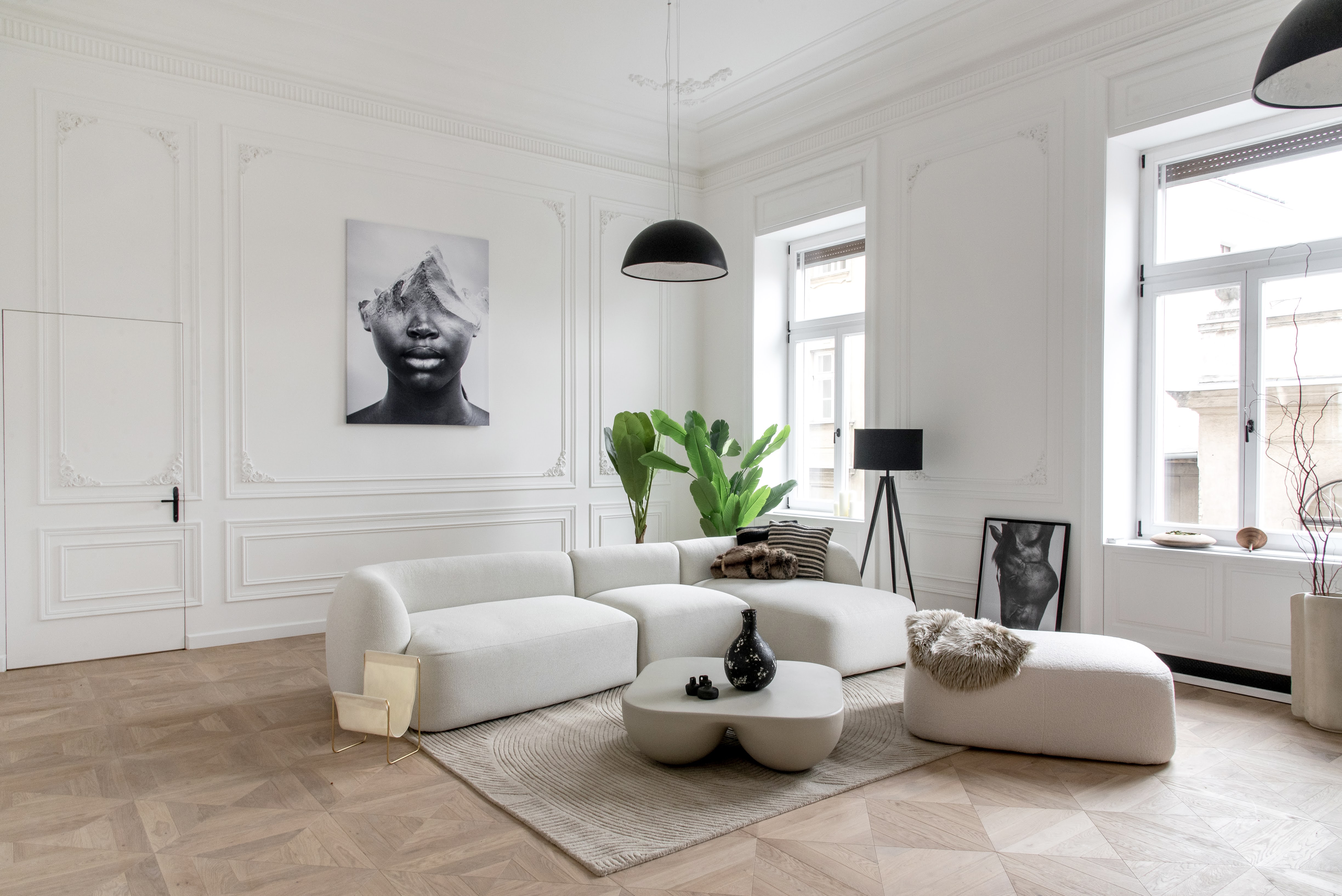 Parisian elegance in Budapest downtown