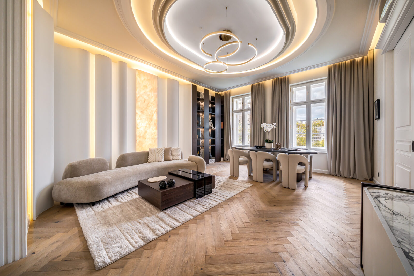 Refined Two-Bedroom Residence with Panoramic Basilica Views on Bajcsy-Zsilinszky Avenue
